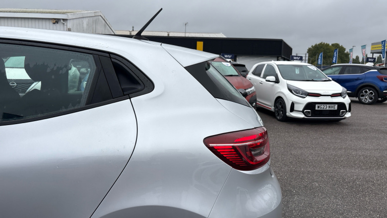 Renault Clio 1.0 TCe 90 Evolution 5dr Petrol Hatchback